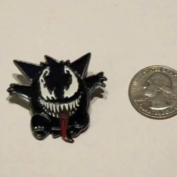 Epic Crossover: Pokemon's Gengar Meets Marvel's Venom Enamel Pin - Picture 2 of 3